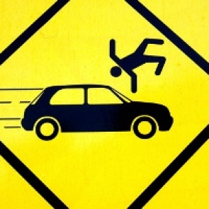 Дорожные полицейские призывают пешеходов строго соблюдать ПДД