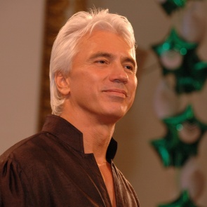 В Красноярске могут установить памятник Дмитрию Хворостовскому