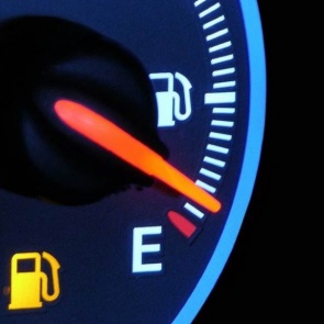 О том, почему нельзя ездить зимой с пустым баком