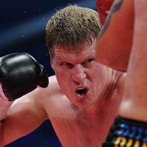 Поветкин возглавил рейтинг тяжеловесов