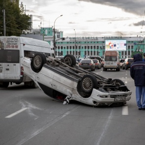 Медведев придумал, как снизить смертность на дорогах до нулевой отметки