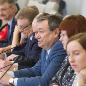 В Заксобрании края поддержали действия главы города Ачинска