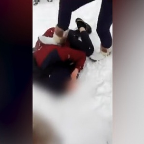 Школьница сломала ребро однокласснику-кикбоксеру