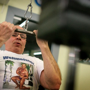 Названа главная причина старения и возрастного бессилия