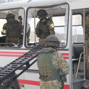 ФСБ со стрельбой «отбила» у террористов Горно-химический комбинат в Железногорске