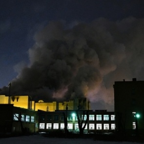 По делу о пожаре в кемеровском ТЦ задержаны три человека