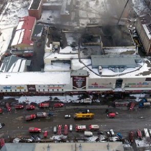 Фотограф спас 30 детей в ТЦ «Зимняя вишня» при помощи игрового реквизита