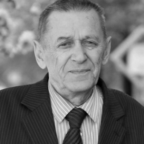 Умер оружейник Виктор Калашников