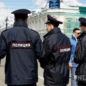 Мужчина расправился с женой и устроил цирк перед оперативниками