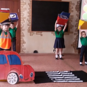 Госавтоинспекторы в Ачинске выбрали «Рыцарей безопасных дорог»