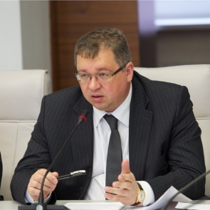 Глава минздрава Красноярского края попросил отставки