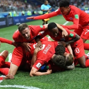 Сборная Англии вырвала победу у Туниса в добавленное время