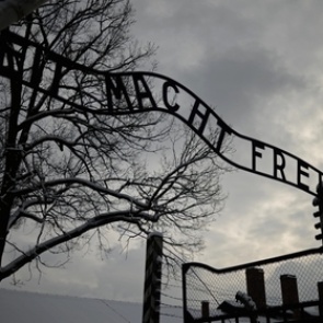 Названы самые жуткие туристические места