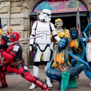 В Санкт-Петербурге открылась грандиозная выставка киногероев Мovie art