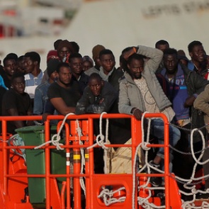 В Италии запретили спасать утопающих беженцев