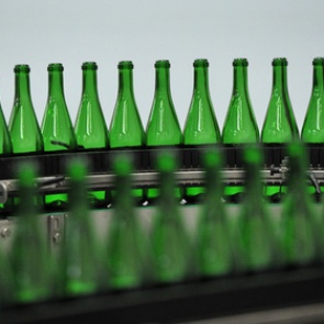 Украинский депутат призвал залить Россию водкой