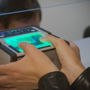 Банки поделятся биометрическими данными россиян с коллекторами