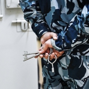 17 сотрудников ярославской колонии отстранили от должности из-за видео с пытками