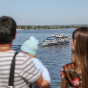 Молодая семья состарилась в очереди на жилье