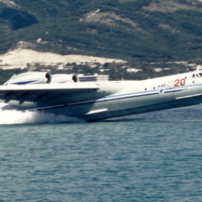 В России решили возродить самый большой в мире самолет-амфибию