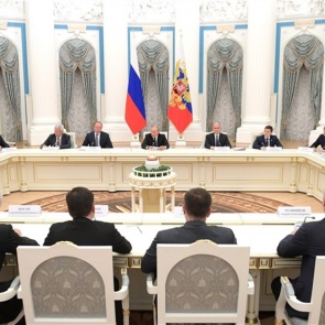 Александр Усс принял участие во встрече президента России с избранными главами регионов