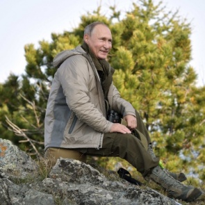 Президент РФ провёл субботу в тайге Хакасии