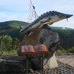 Автор «Царь-рыбы» требует с дорожников 5 миллионов за ржавчину после реставрации