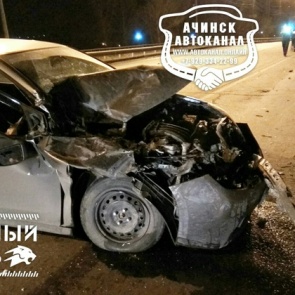 Легковушка против бензовоза: в Ачинске произошла авария на Назаровском мосту