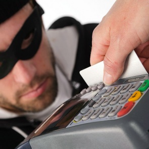 Сыщиками Ачинска задержан подозреваемый в краже денег с банковской карты