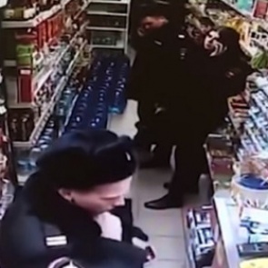 Сотрудницу полиции обвинили в краже 200 рублей у семилетнего ребенка