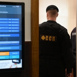 Должникам пришлют SMS вместо коллекторов