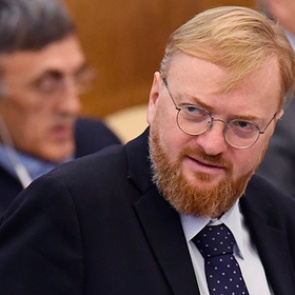 Главу МВД попросили послушать рэпера Элджея