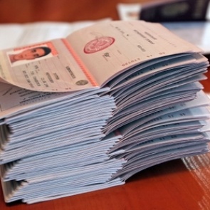 Россиян захотели избавить от бумажной волокиты