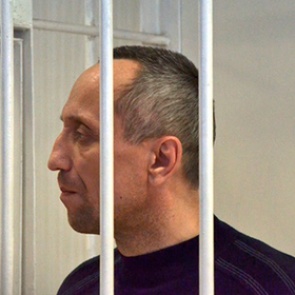 Самый жестокий маньяк России получил второй пожизненный срок