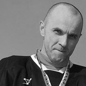 Российский хоккеист умер во время матча