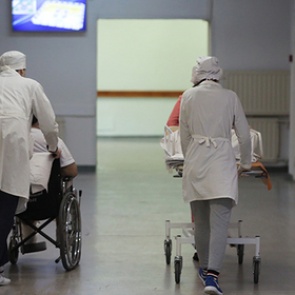 Российский врач надругался над тремя девушками после операции