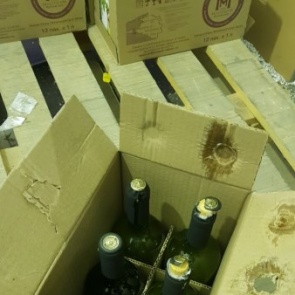 В Абакан провезли 13 тонн вина под видом жидкого мыла. Груз задержали на станции