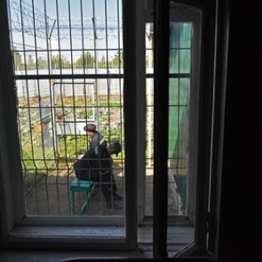 Осужденные женщины избили сотрудников российской колонии