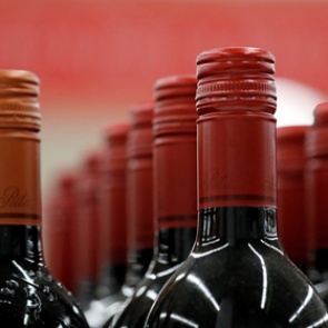 На импортный алкоголь начали повышать цены