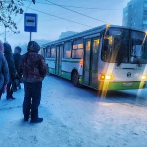 В Ачинске продолжает работу горячая телефонная линия «Сообщи, если пассажирский автобус пришел не вовремя»