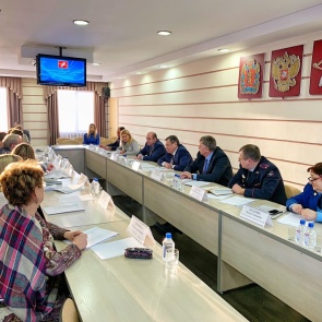 ШТАБ ПО МОНИТОРИНГУ: более 800 работодателей Ачинска обратились в Центр занятости за помощью в поиске подходящих работников