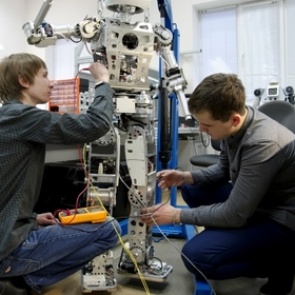 Российские разработчики создадут собаку-робота