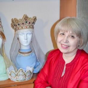 Ачинская мастерица художественного ремесла внесла вклад в Универсиаду 2019