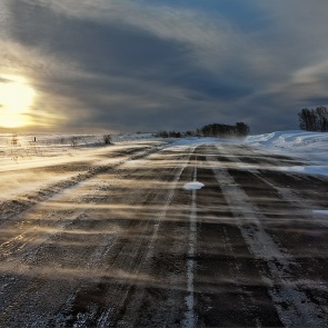 Спасатели предупреждают о неблагоприятных явлениях погоды