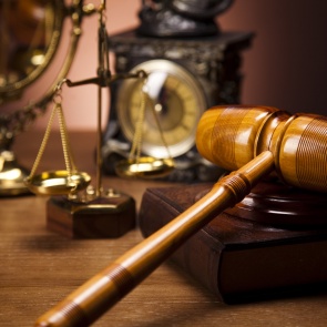 В Красноярском крае две фирмы оштрафовали на 1,6 миллиона за взятки железнодорожникам