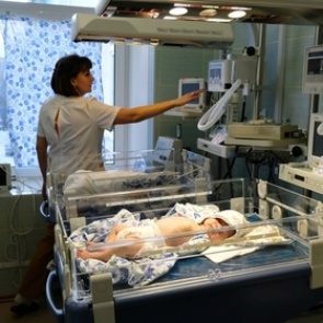 В правительстве задумались о маткапитале за рождение первенца