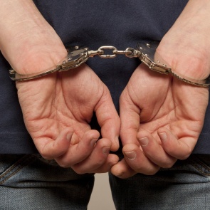 В Красноярском крае опер попался на крышевании бизнесмена-лесозаготовщика