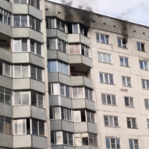 При пожаре в одной из многоэтажек погибла женщина в Железногорске