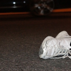 В Ачинске разыскивается водителя, насмерть сбивший молодого мужчину