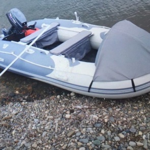 Житель Хакасии похитил лодку для романтического вечера с девушкой